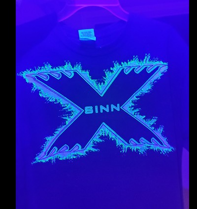 GLOW SHIRT FRONT